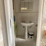 For 3 In Hamrun- Ideal For Students, Family Or Vacation 3*