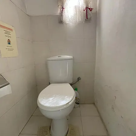 게스트하우스 For 3 In Hamrun- Ideal For Students, Family Or Vacation Hamrun