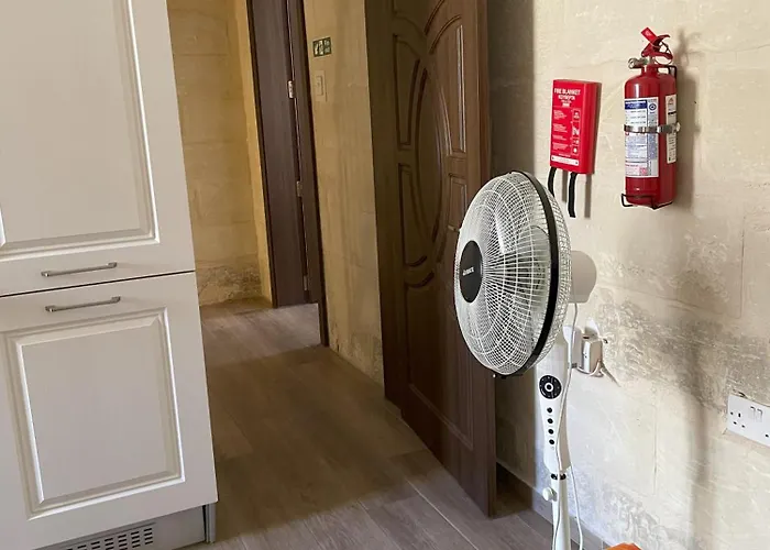 For 3 In Hamrun- Ideal For Students, Family Or Vacation Gasthof