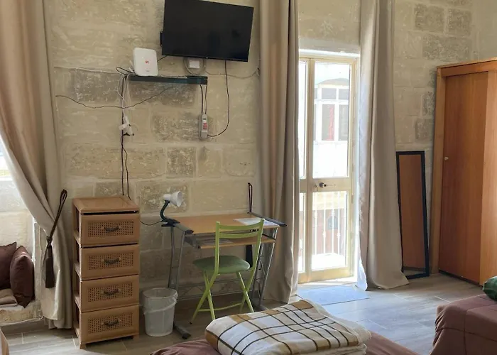 For 3 In Hamrun- Ideal For Students, Family Or Vacation * Hamrun