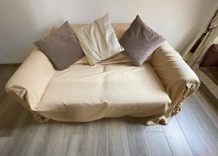 Gasthof For 3 In Hamrun- Ideal For Students, Family Or Vacation *